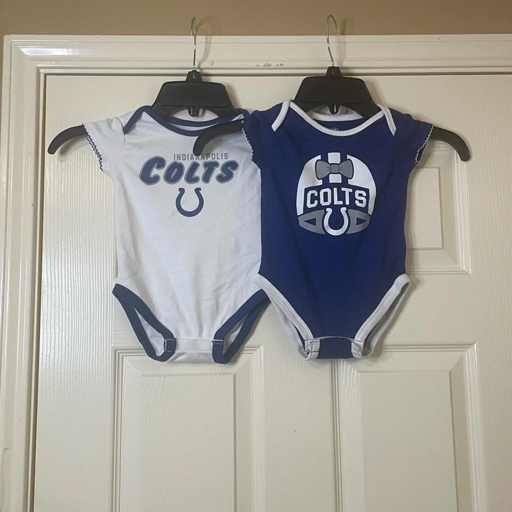 NFL Indianapolis Colts Bayb Bodysuit Set Size: 12 Months